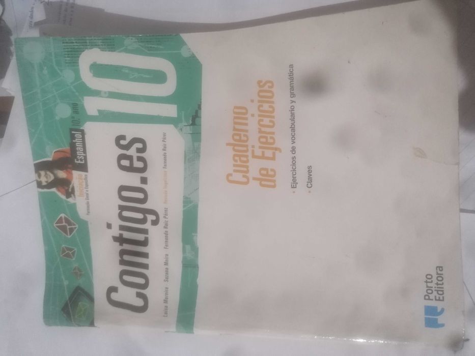 Livro de Espanhol "Contigo.es" 10º Ano Porto Editora