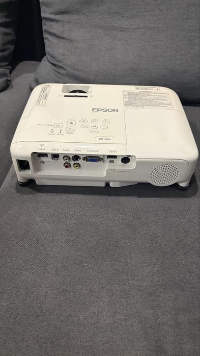 Проектор EPSON EB-S04