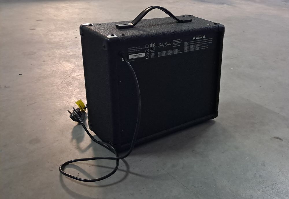 Amplificador Harley Benton HB-20B