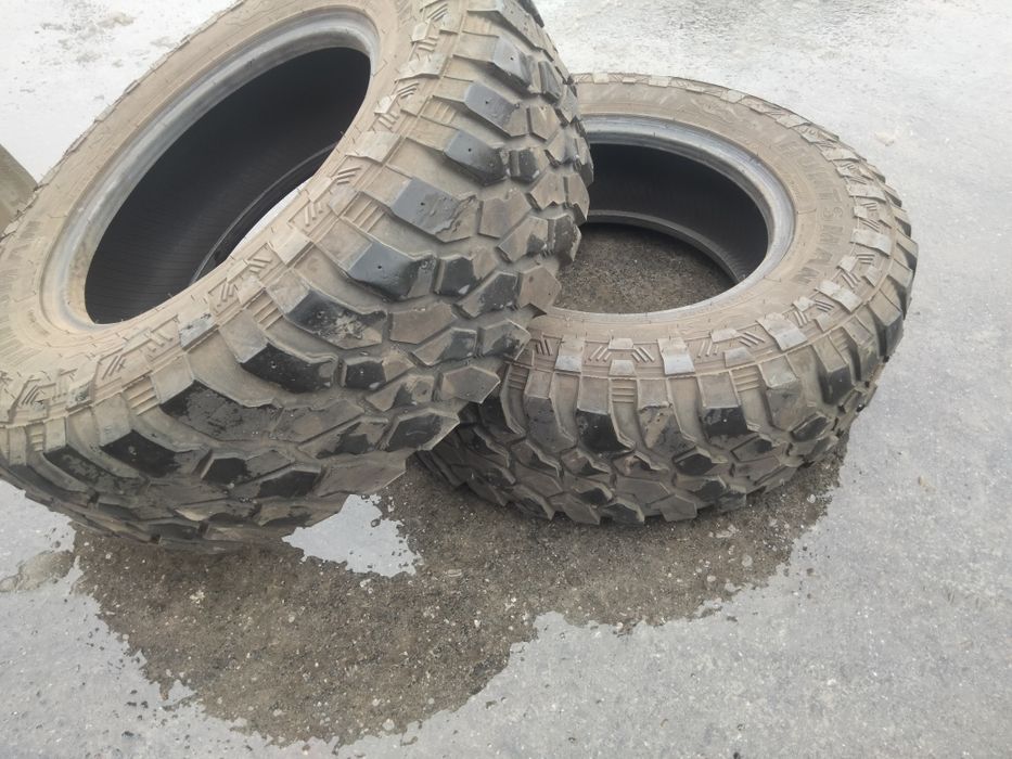 Продам пару грязевой резины в нормальном состоянии