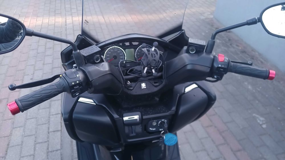 Suzuki Burgman 400 rok 2020 ABS Led