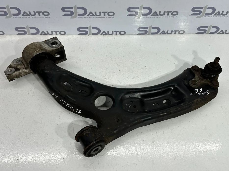 Braço Suspensão Frente Dir/Esq-VW Scirocco/VW Golf VI/Seat Ibiza