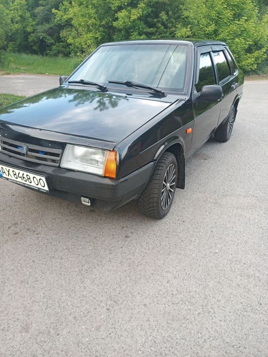 Продам ВАЗ 21099 2011