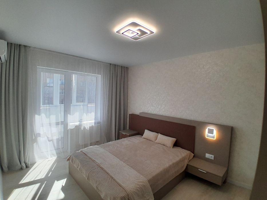 Новобудова Центр 2к.кв-70м2 Новий ремонт!