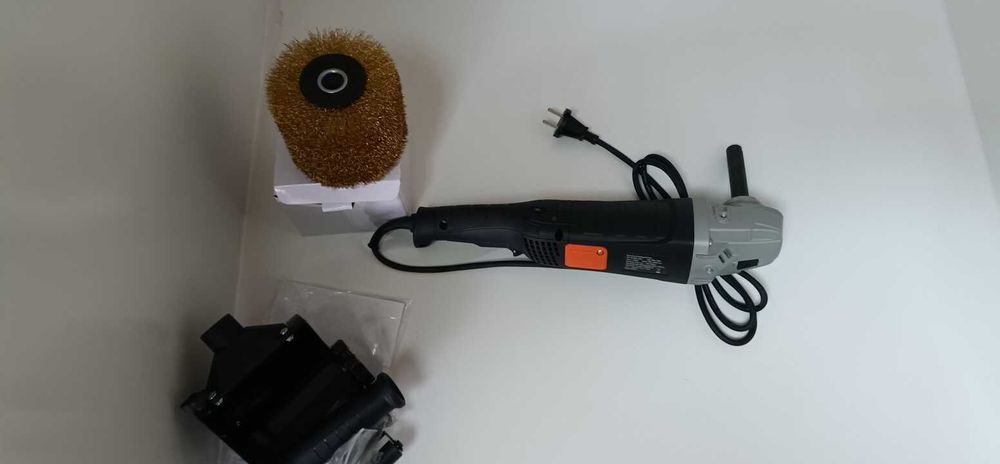maquina escova aço Máquina de polimento e brunimento  máquina elétrica para brunimento de metal com roda de brunimento de fio de aço