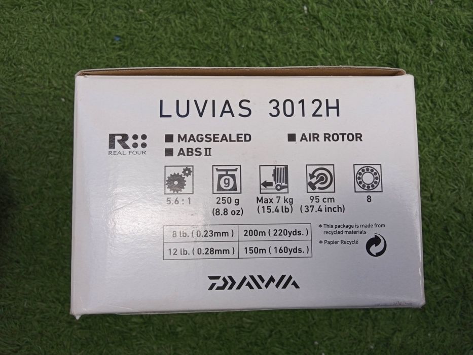 Carreto DAIWA Luvias 3012H (Bóia, Spinning)