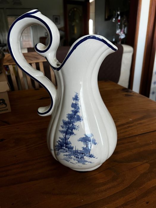 Bacia e jarro em faiança