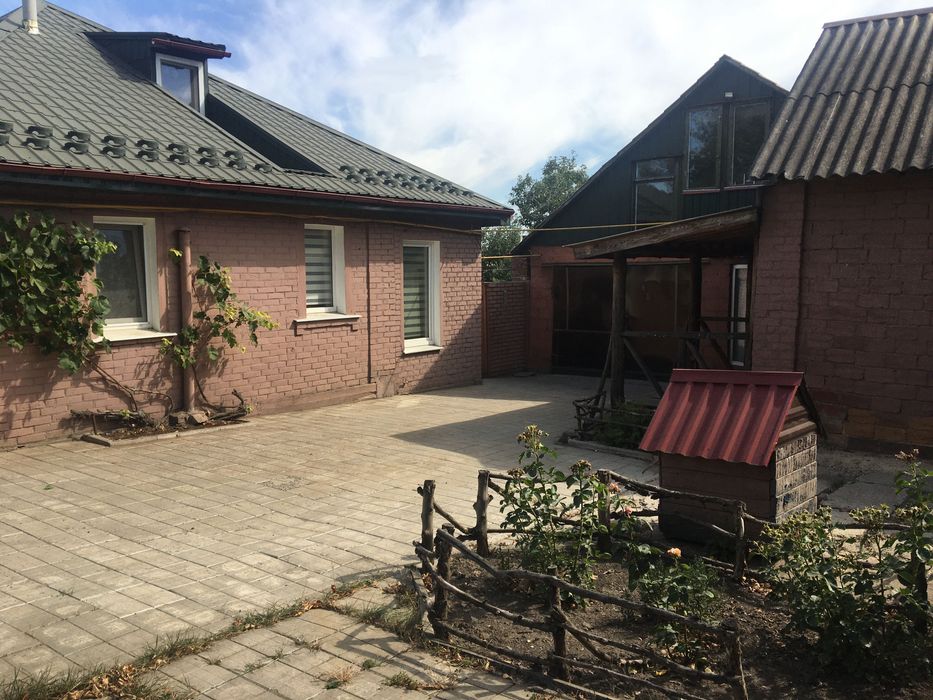 Продам дом - усадьбу 30 соток в черте города без посредников