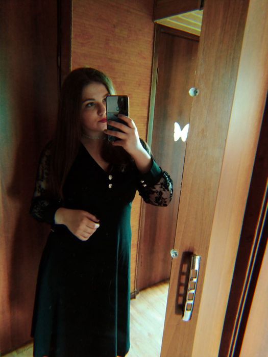 Продам платье 48-50, недорого