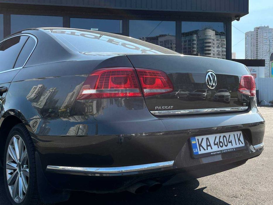 Volkswagen Passat 2012 року 1.8 Бензин АКПП Кредит/Обмін/Лізинг