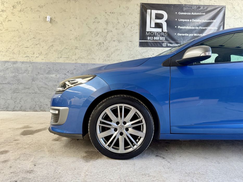 Renault Megane Coupe 1.5 DCI GT Line - Desde 155€ Mês
