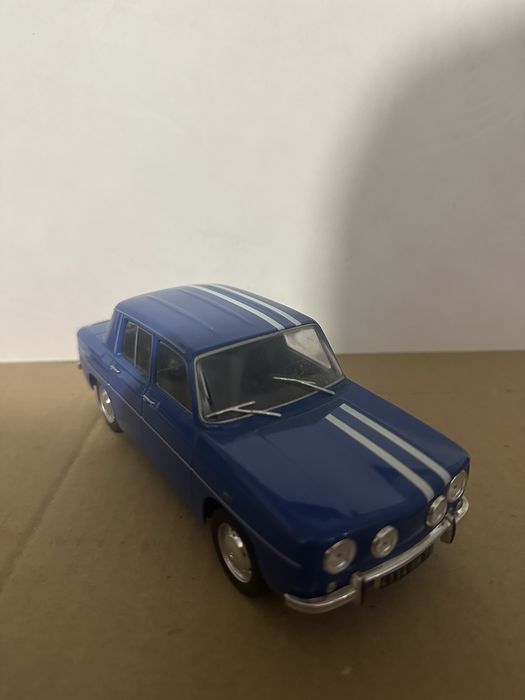 Renault 8 Gordini escala 1:24