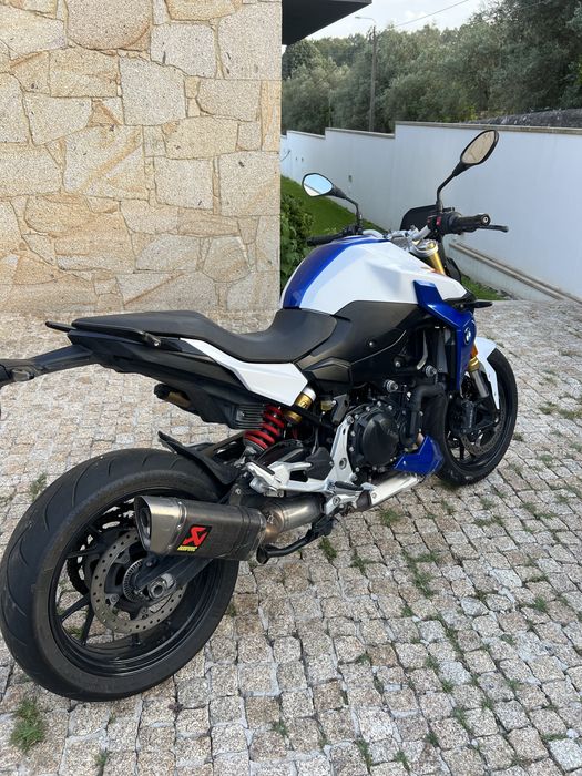 BMW F 900 R – 35 kW (A2)