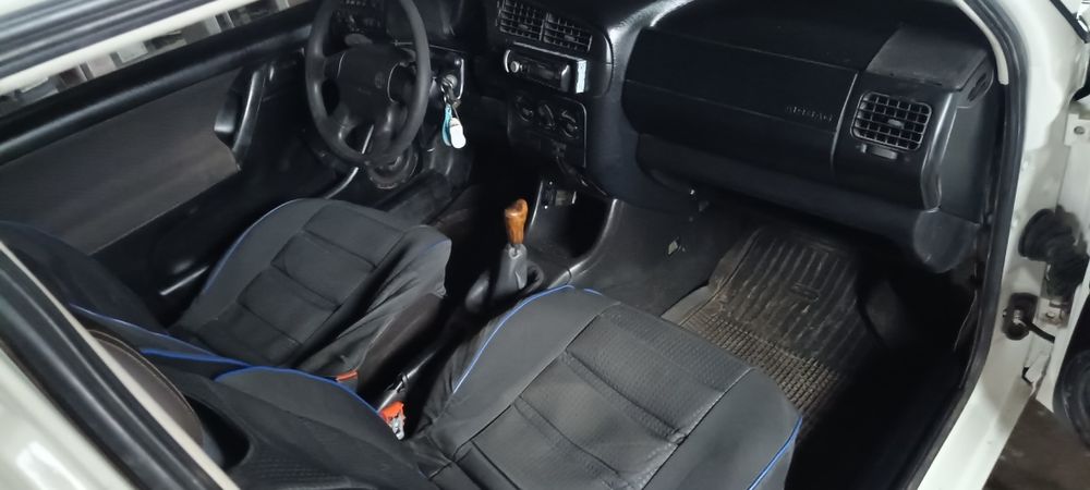 Продам,гарний авто яке на свій вік дужидоброму стані.