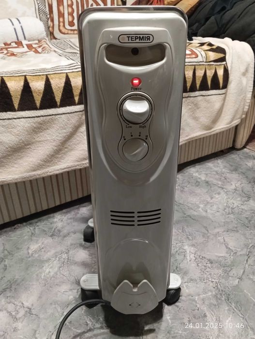 Продам обогреватель масляный Термия