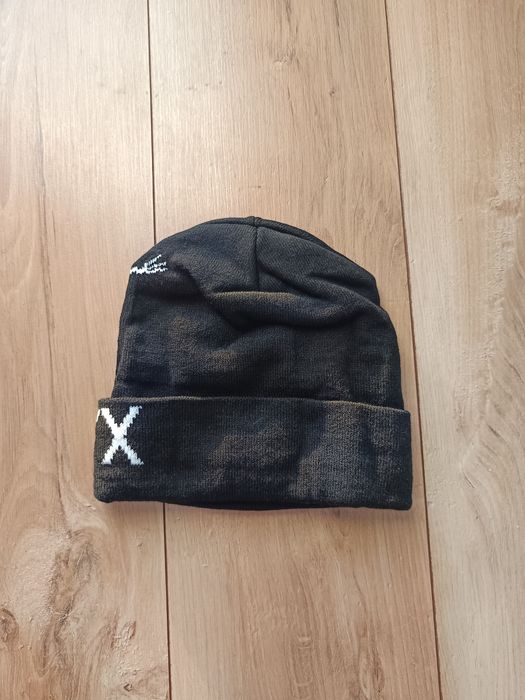Czarna czapka arc'teryx
