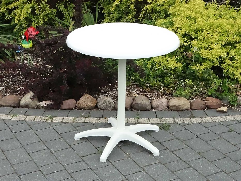 Biały Stolik Ogrodowy / Kawiarniany – Stabilny, Okrągły 70cm