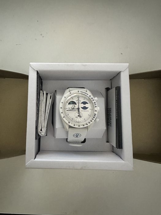 Omega x Swatch Moonswatch