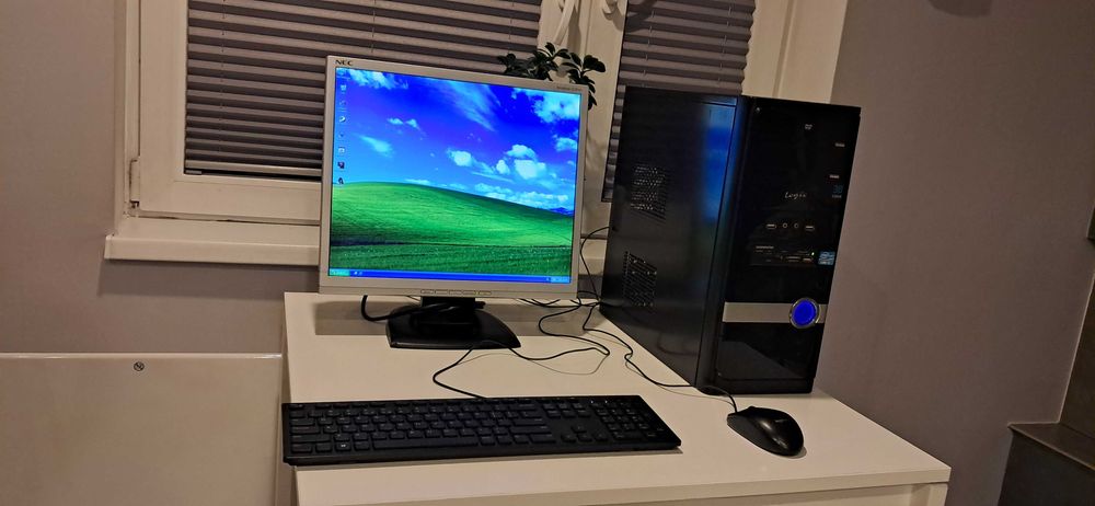RETRO Zestaw do Gier Quad/160GB/4GB/GT240-1GB/NEC 19 Cali