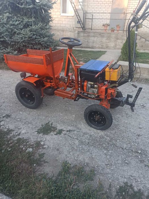 Міні трактор(мотоблок)