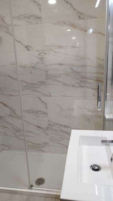 Quarto para arrendar em sítio bem situado