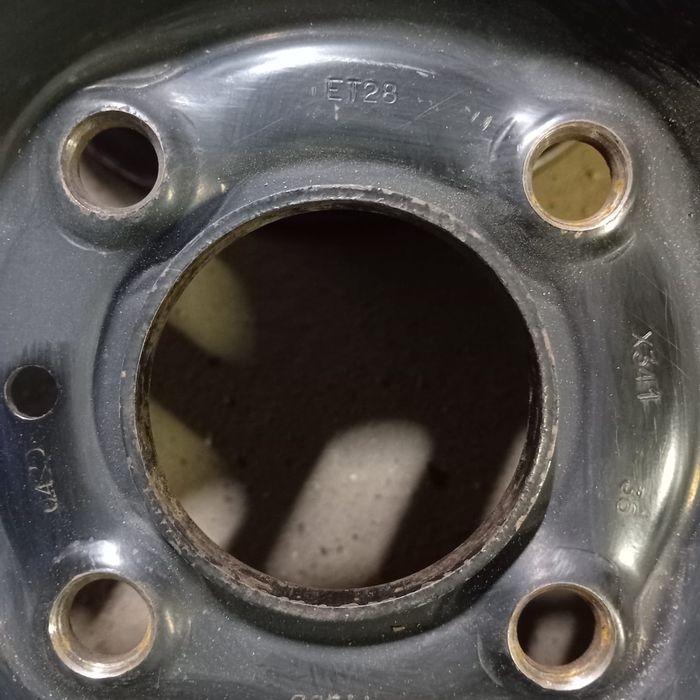 Felgi z oponami zestaw