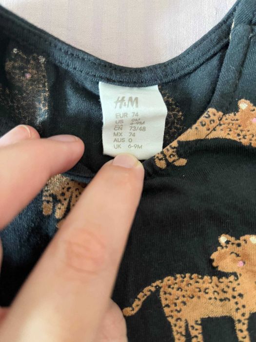 Vestido H&M verde-escuro com leopardos, manga comprida, 6-9 meses