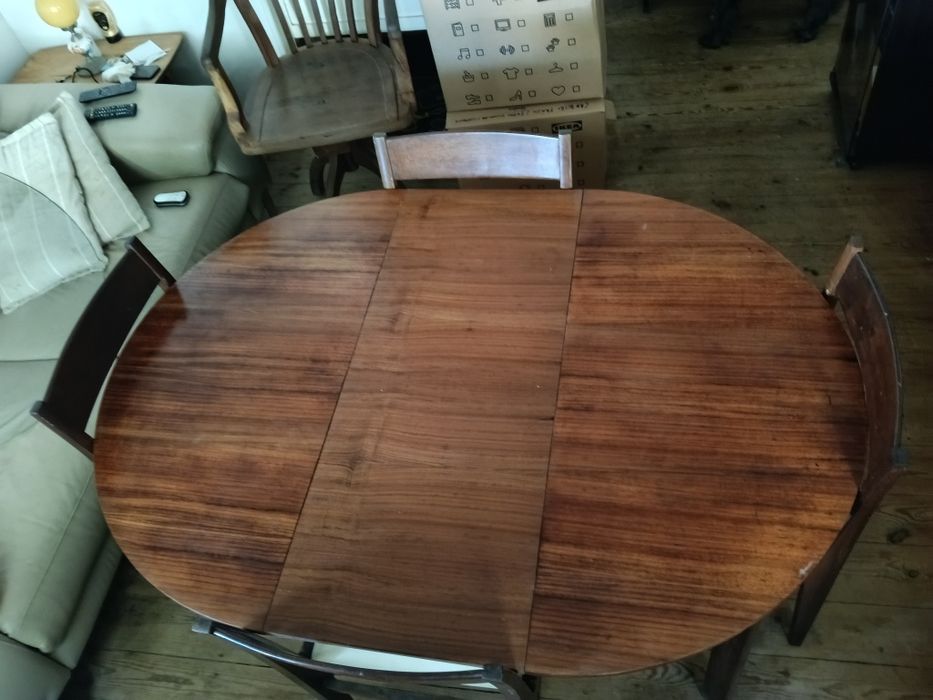 Mesa de jantar e cadeiras Olaio