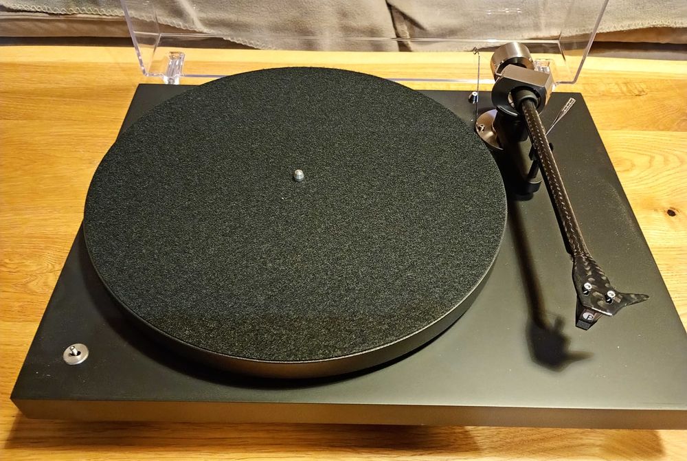 Gramofon Pro-Ject Debut PRO czarny mat