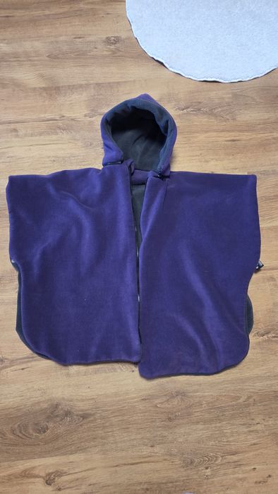 Ponczo samochodowe peleryna