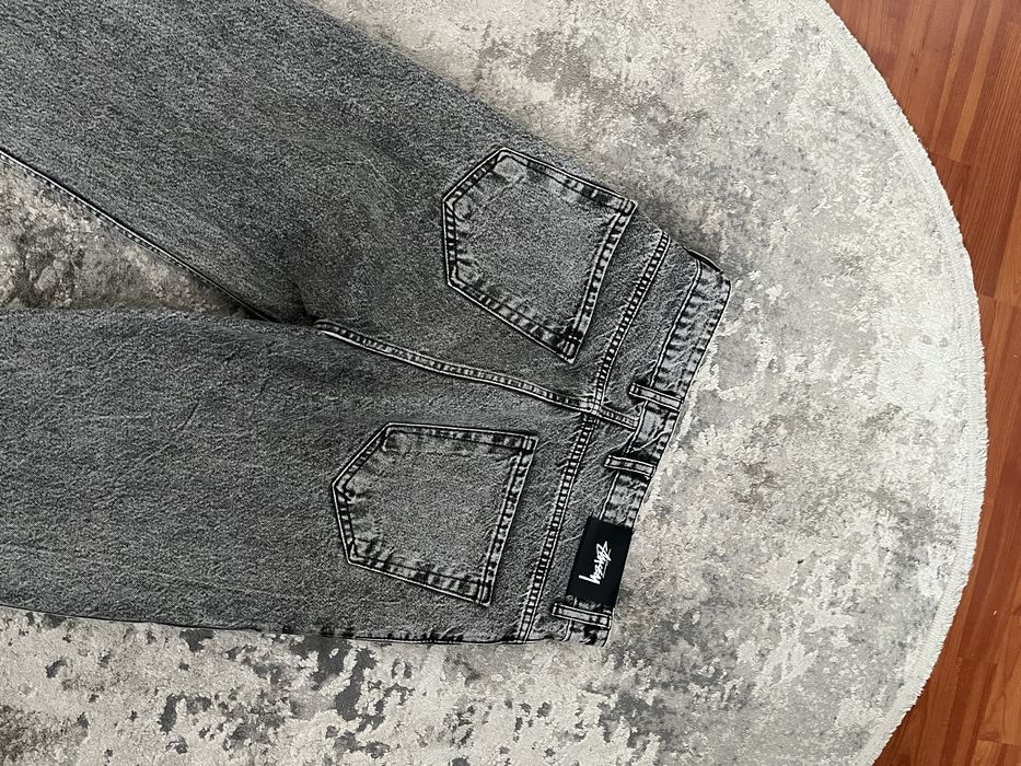 Продам джинси Stussy
