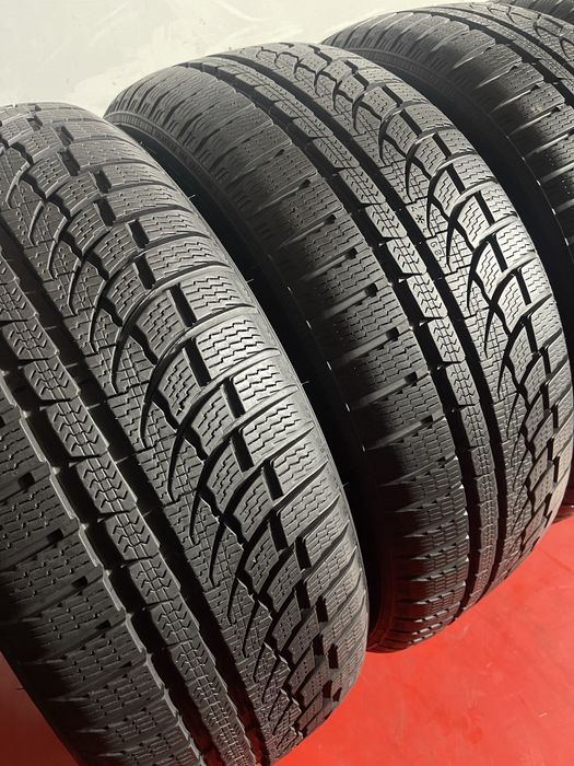 4x 215/50R18 Nokian WR A4 8,5mm KOMPLET