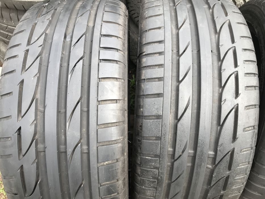 Комплект летних шин 225\45\17 Bridgestone Potenza s001