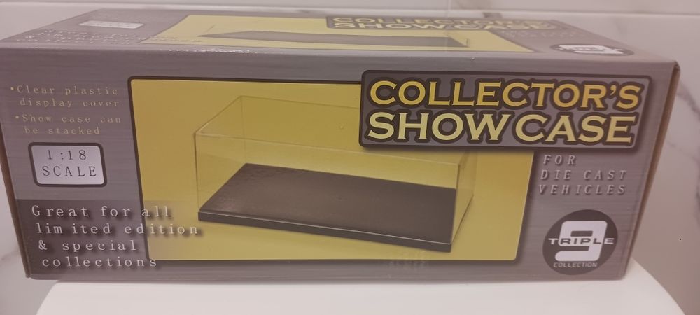 Caixa em acrílico para miniaturas 1/18