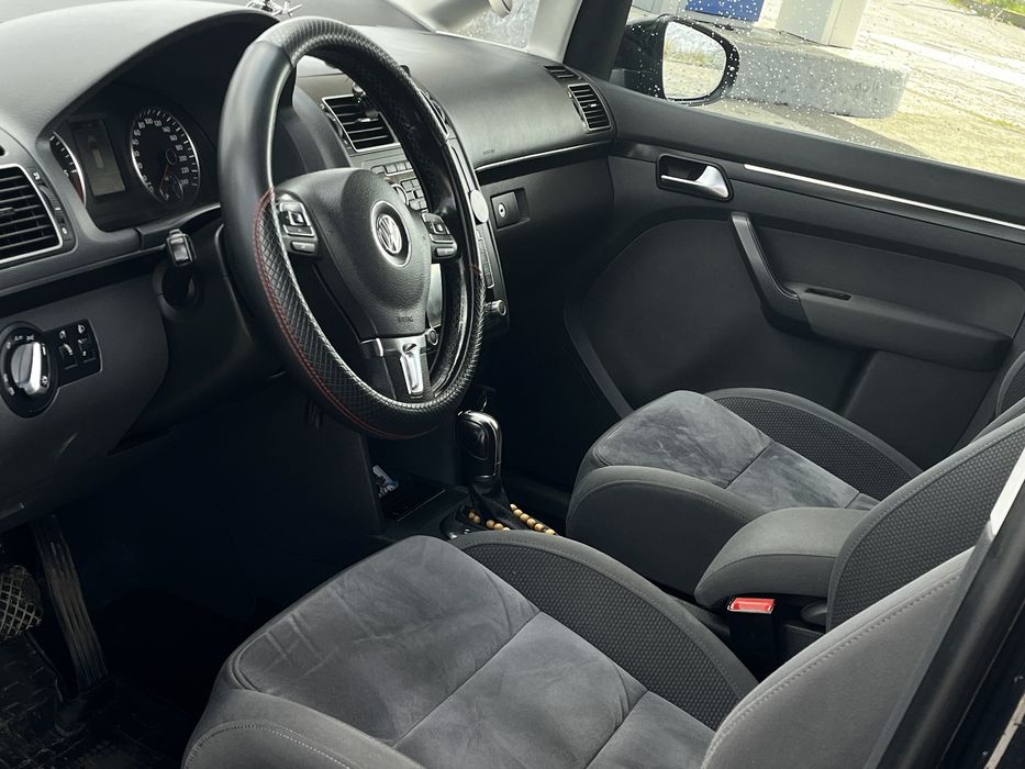 Volkswagen Touran 2.0TDI AVTOMAT