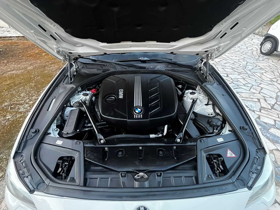 BMW 520d Touring Aut. | Nacional | 184cv | Histórico Limpo
