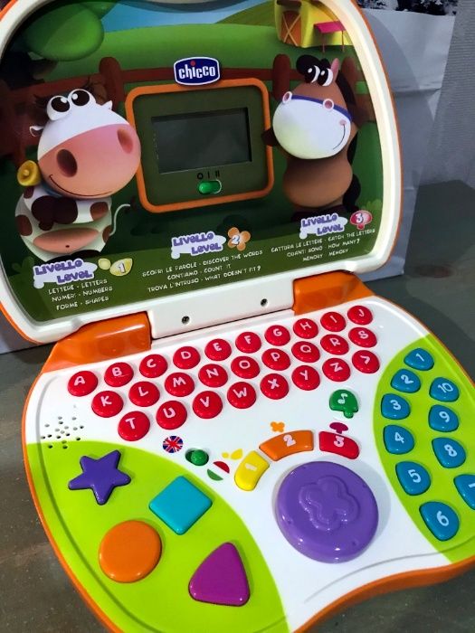 Іграшка Chicco Tot ноутбук