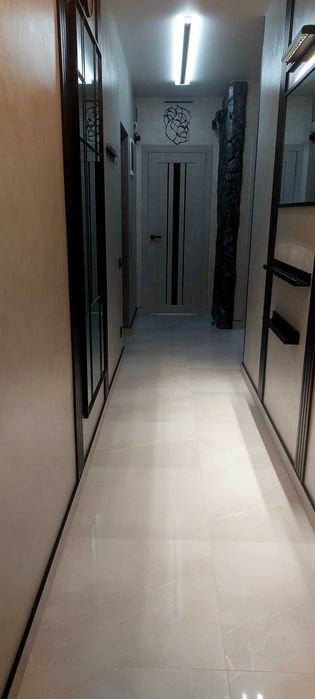 Нова шикарна 2 кімнатна квартира в центрі старого міста.