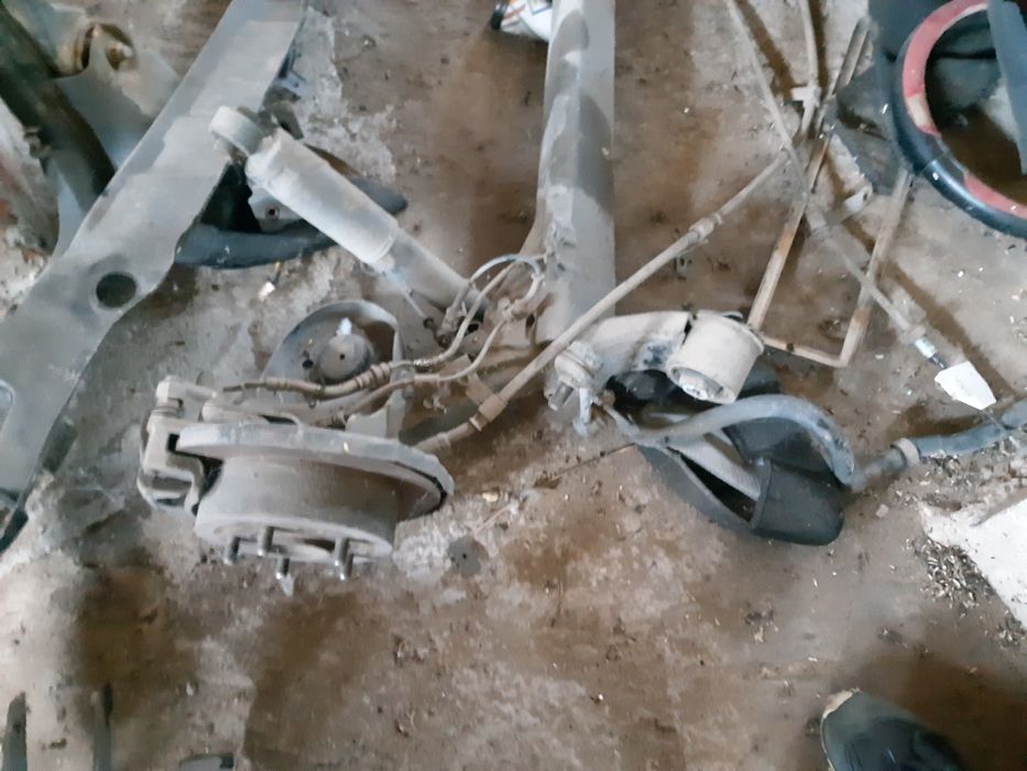 Задня балка кіа kia киа церато,cerato,forte 2004-2021