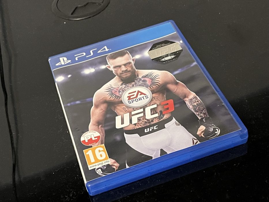 Ps4 slim 500gb, 2 pady, gra, okablowanie