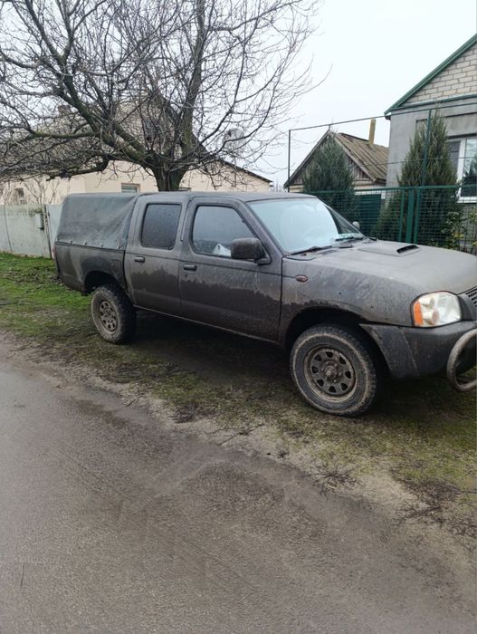 Пикап nissan np 300 navara 2009