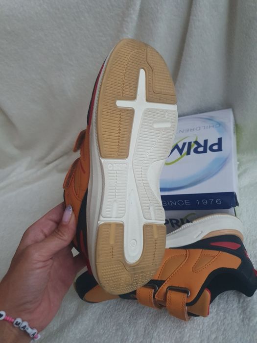 buty na rzepy 35 primigi sneakersy 22,5cm buty sportowe Senape nero