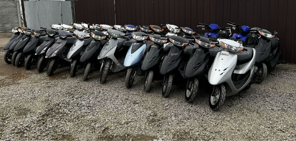 Скутера з контейнера  Великий вибір  Suzuki Let’s