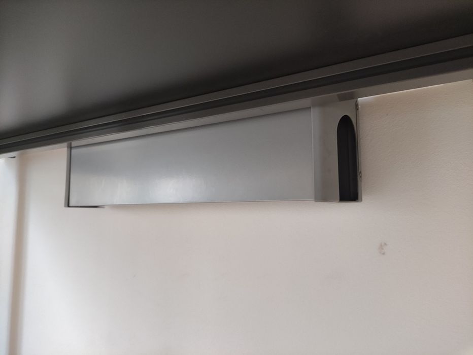 Biurko 160x80cm Kinnarps regulowane