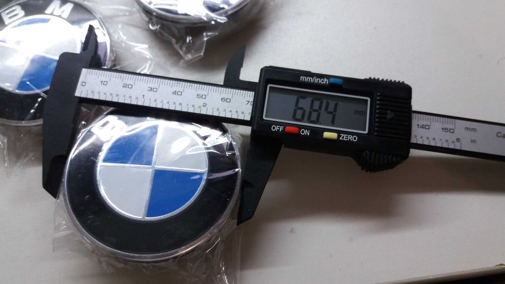 Símbolos emblemas para jantes Bmw 68mm Novos na cor original