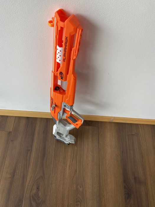 Espingarda NERF Akustrike Series AlphaHawk