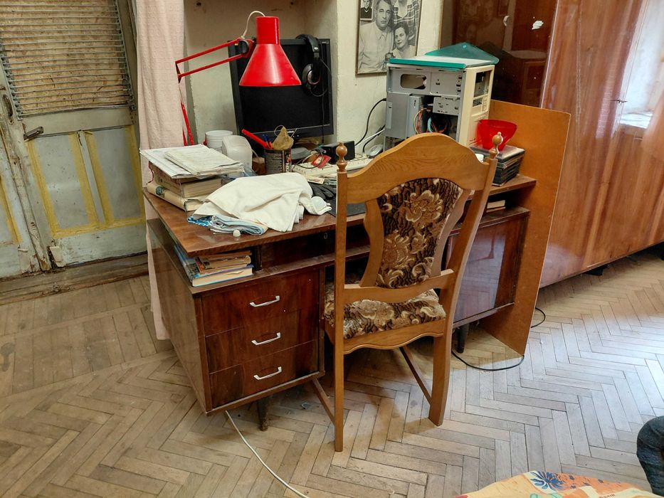 Мебель, кресла, кровати, шкафы, пианино, холодильники