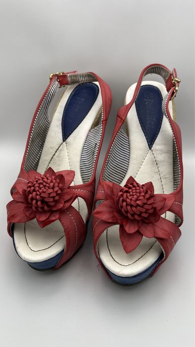 Sandałki damskie na koturnie Jennifer