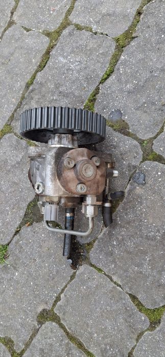 Pompa wtryskowa opel zafira astra j 1.7 cdti