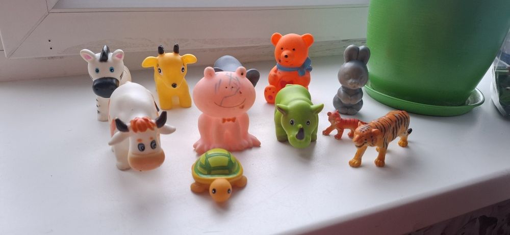 Набір іграшок тварини